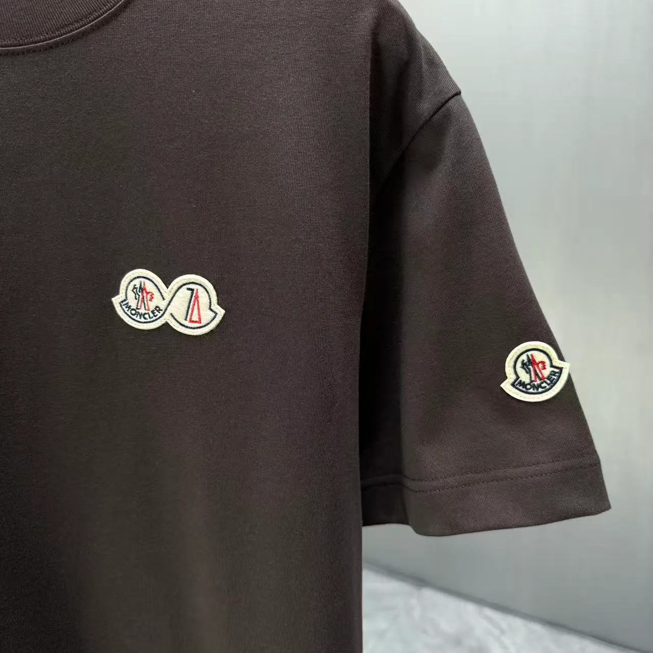 MONCL* * 2026 New Arrival T logo ：Black White Dark Blue Sizes：S M L XL XXL